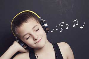 معرفی رویکرد موسیقی درمانی و کاربرد آن در درمان اختلالات