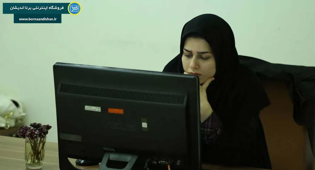 نیلوفر نوروزی؛ صدای استراتژی در دنیای فناوری نیلوفر نوروزی؛ معماری فکر و آینده